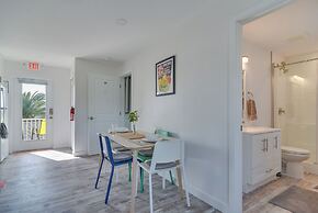 Indian Rocks Beach Getaway w/ Balcony + Bay View!