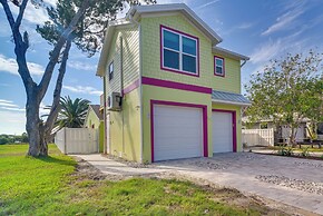 Indian Rocks Beach Getaway w/ Balcony + Bay View!