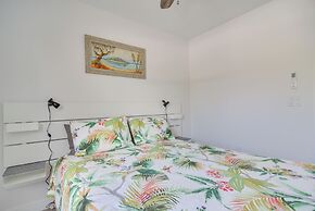 Indian Rocks Beach Getaway w/ Balcony + Bay View!