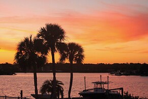 Indian Rocks Beach Getaway w/ Balcony + Bay View!