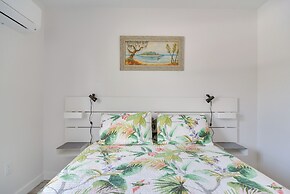 Indian Rocks Beach Getaway w/ Balcony + Bay View!