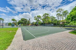 Cozy & Bright Naples Abode w/ Community Amenities!