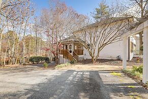 Stylish Marietta Home w/ Deck - Near Truist Park!