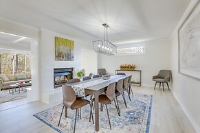 Stylish Marietta Home w/ Deck - Near Truist Park!