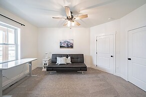 Teton Valley Getaway w/ Private Deck & Hot Tub!