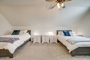 Teton Valley Getaway w/ Private Deck & Hot Tub!