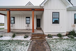 Teton Valley Getaway w/ Private Deck & Hot Tub!