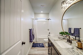 Teton Valley Getaway w/ Private Deck & Hot Tub!