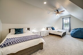 Teton Valley Getaway w/ Private Deck & Hot Tub!