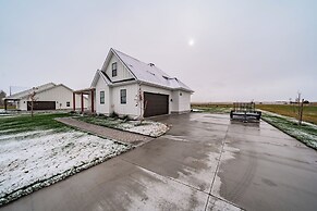 Teton Valley Getaway w/ Private Deck & Hot Tub!