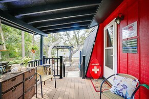 Oak Island Vacation Rental w/ Decks, Walk to Beach