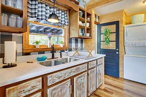 Oak Island Vacation Rental w/ Decks, Walk to Beach