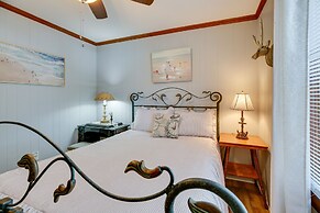 Oak Island Vacation Rental w/ Decks, Walk to Beach