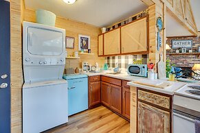 Oak Island Vacation Rental w/ Decks, Walk to Beach