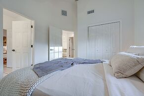 Exciting Valrico Villa w/ Private Pool & Game Room