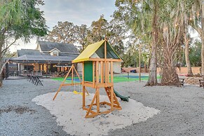 Exciting Valrico Villa w/ Private Pool & Game Room