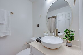 Exciting Valrico Villa w/ Private Pool & Game Room