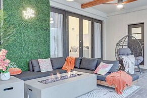 Exciting Valrico Villa w/ Private Pool & Game Room