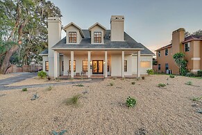 Exciting Valrico Villa w/ Private Pool & Game Room