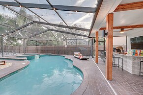 Exciting Valrico Villa w/ Private Pool & Game Room