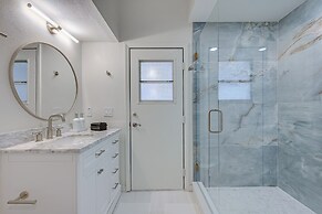 Exciting Valrico Villa w/ Private Pool & Game Room