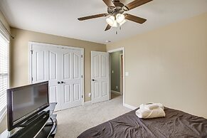 Large Clarksville Family Home ~ 4 Mi to Speedway!