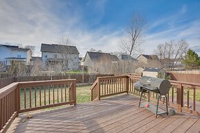 Large Clarksville Family Home ~ 4 Mi to Speedway!