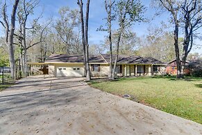 Beaumont Rental Home ~ 2 Mi to Gulf Terrace Park!