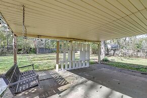 Beaumont Rental Home ~ 2 Mi to Gulf Terrace Park!