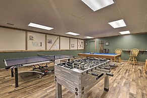 Deep Gap Cabin w/ 2 Decks & Community Amenities!