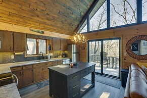 Deep Gap Cabin w/ 2 Decks & Community Amenities!