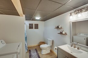 Deep Gap Cabin w/ 2 Decks & Community Amenities!