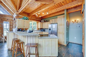 Cherokee Lake Cabin w/ Deck & Kayaks!