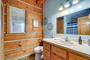 Cherokee Lake Cabin w/ Deck & Kayaks!