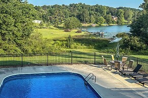 Cherokee Lake Cabin w/ Deck & Kayaks!