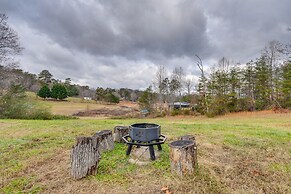 Cherokee Lake Cabin w/ Deck & Kayaks!