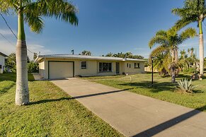 Pet-friendly Punta Gorda Home w/ Dock on Canal!