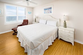 Island Princess 501 3 Bedroom Condo by RedAwning