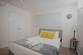 5BR CozySuites The Block-SkybridgeAccess