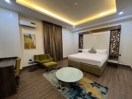 GRAND SWISS HOTEL
