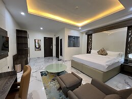 GRAND SWISS HOTEL