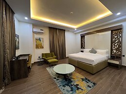 GRAND SWISS HOTEL