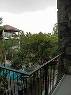 Villa Rumassala Luxury Chalets