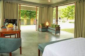 Villa Rumassala Luxury Chalets