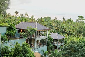 Villa Rumassala Luxury Chalets