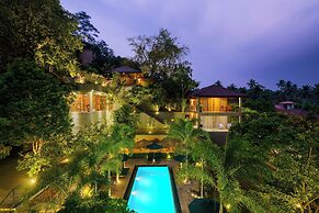 Villa Rumassala Luxury Chalets