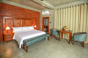 Villa Rumassala Luxury Chalets