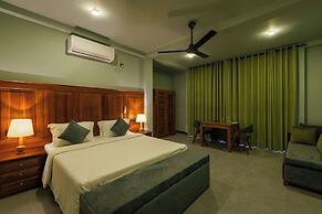 Villa Rumassala Luxury Chalets