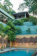 Villa Rumassala Luxury Chalets