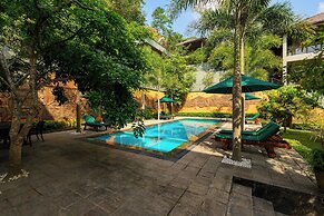 Villa Rumassala Luxury Chalets